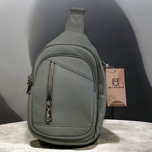 Sling Bag With 2 Straps - New By Myhozee